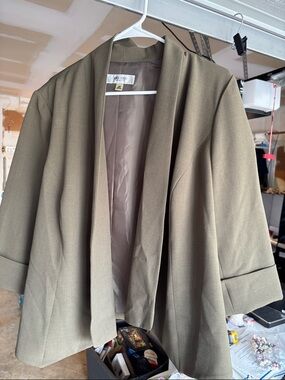 Jones Studio Olive Green Open Front Blazer